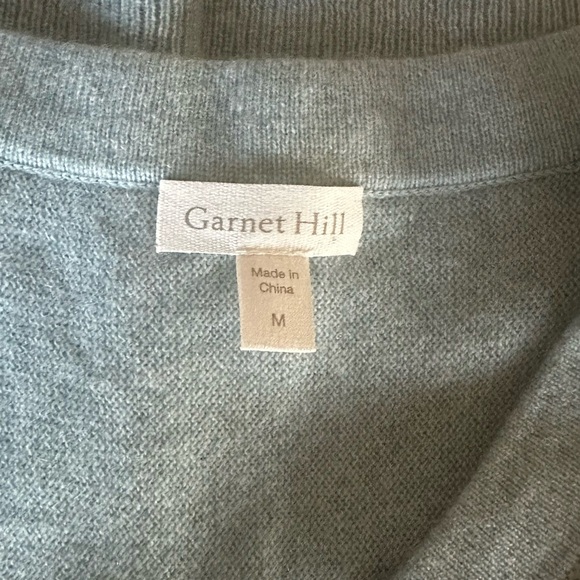 Garnet Hill Cashmere v-neck sweater. - Picture 3 of 6